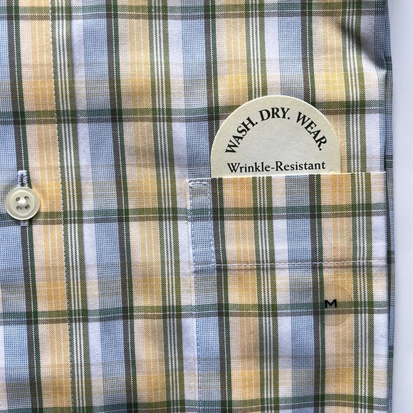 NWT - EDDIE BAUER Relaxed fit wrinkle resistant casual button down shirt - Picture 6 of 9